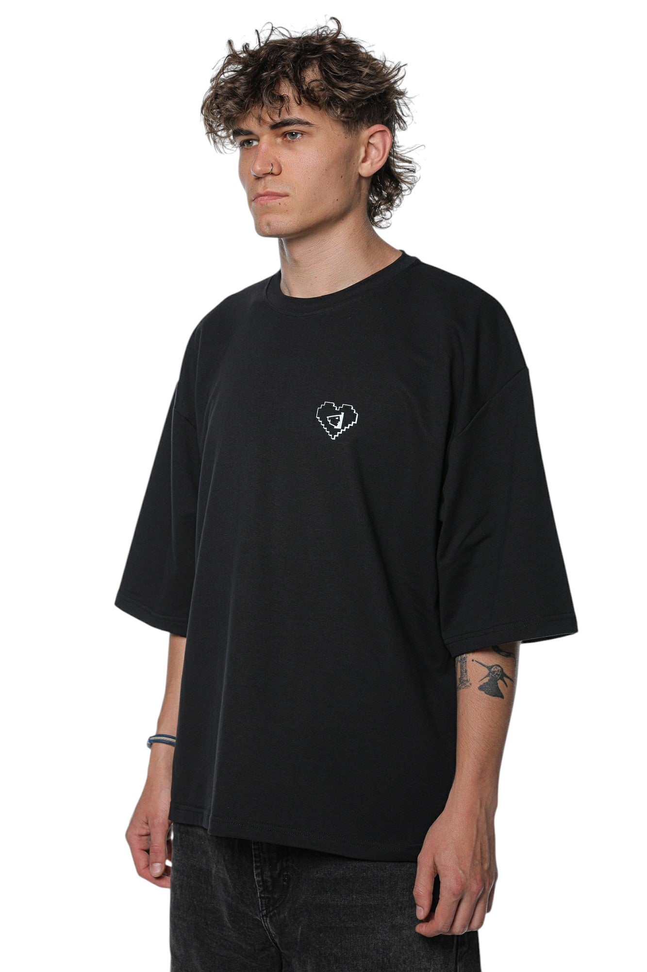 Berg Audio Box Logo UNISEX Love Black Tshirt